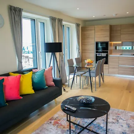 Thames View 2 Bed Apartment With Balcony London Exterior photo