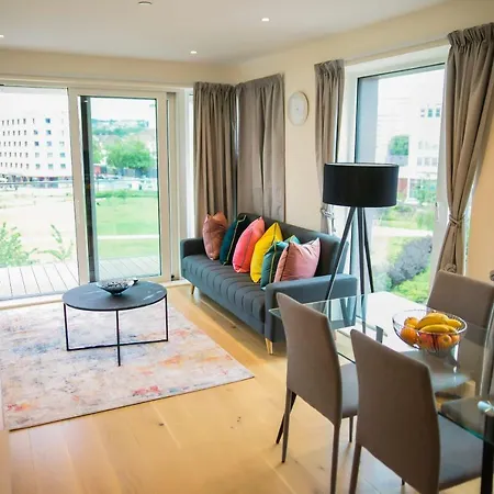 Thames View 2 Bed Apartment With Balcony London Exterior photo