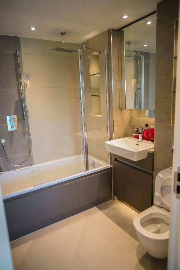 Thames View 2 Bed With Balcony Apartamento